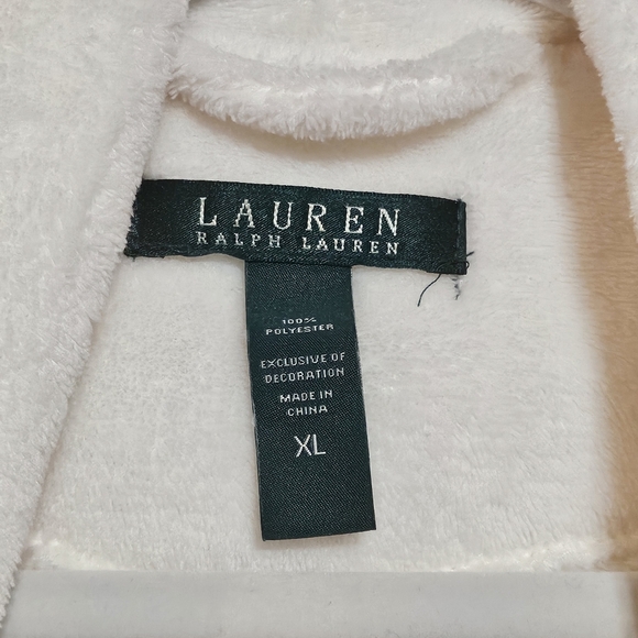 Lauren Ralph Lauren 'LRL' Monogram Plush White Robe - Picture 7 of 12